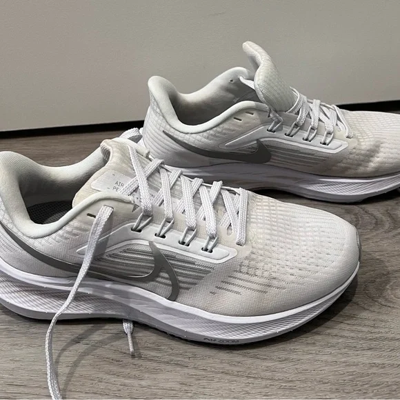 White and Gray Women’s Nike Air Zoom Pegasus Sneakers - Picture 10 of 12